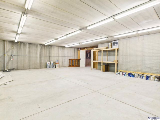 4724 Coffey Street, Papillion, NE 68133