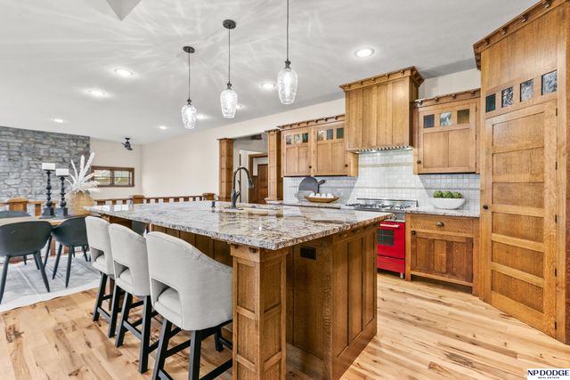 4724 Coffey Street, Papillion, NE 68133