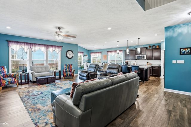 11648 Flynn Place, Noblesville, IN 46060