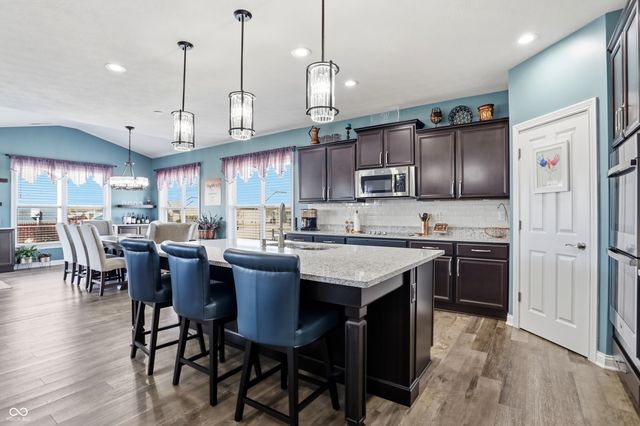 11648 Flynn Place, Noblesville, IN 46060