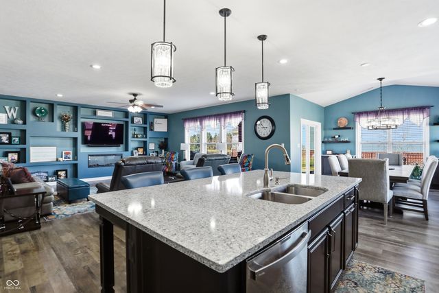 11648 Flynn Place, Noblesville, IN 46060