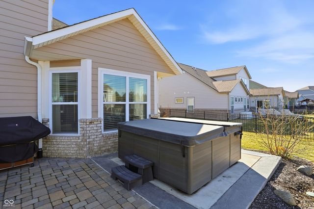 11648 Flynn Place, Noblesville, IN 46060