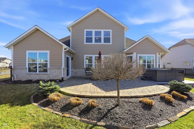 11648 Flynn Place, Noblesville, IN 46060