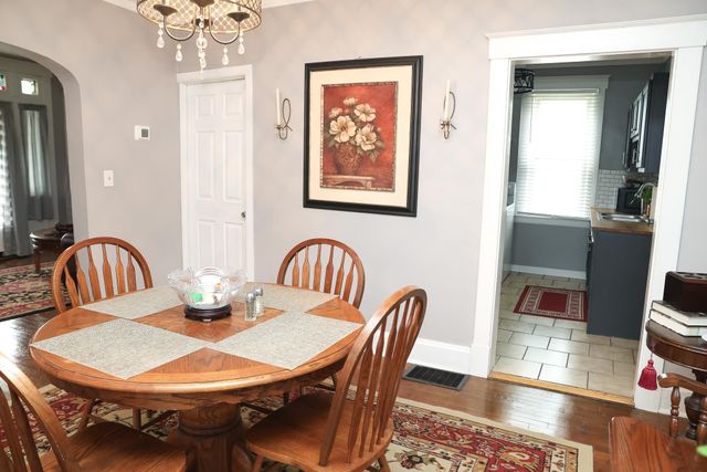 2011 Howell Street, Covington, KY 41014