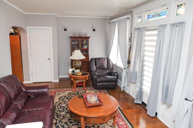 2011 Howell Street, Covington, KY 41014