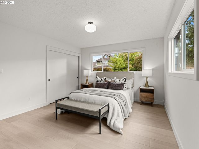 6437 Ne 38th Ave, Portland, OR 97211