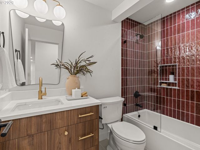 6437 Ne 38th Ave, Portland, OR 97211