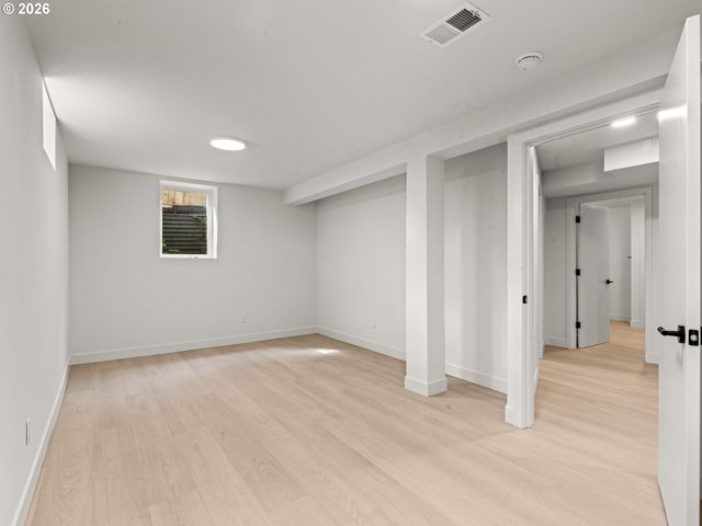 6437 Ne 38th Ave, Portland, OR 97211
