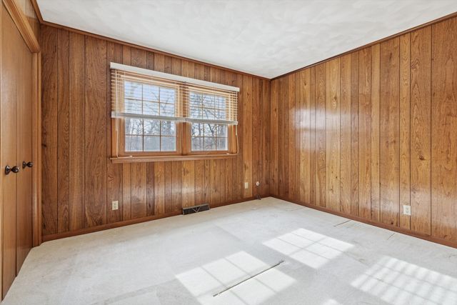 4610 34th Avenue, Moline, IL 61265