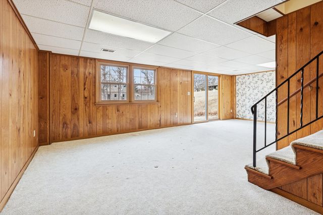 4610 34th Avenue, Moline, IL 61265