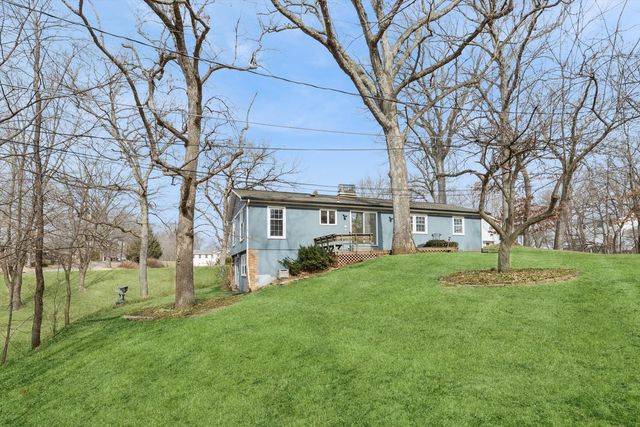 4610 34th Avenue, Moline, IL 61265