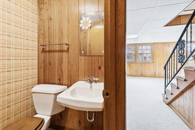 4610 34th Avenue, Moline, IL 61265