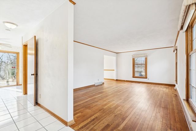 4610 34th Avenue, Moline, IL 61265