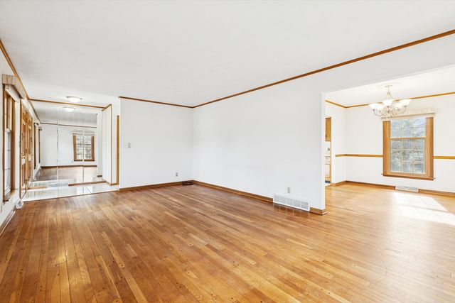 4610 34th Avenue, Moline, IL 61265