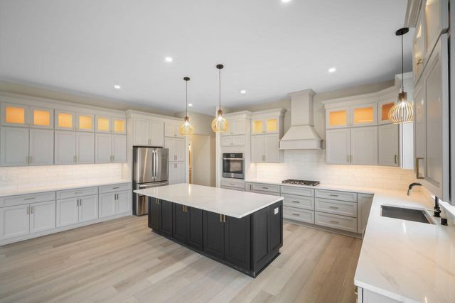 821 Tyler WAY, Colgate, WI 53017