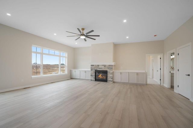 821 Tyler WAY, Colgate, WI 53017