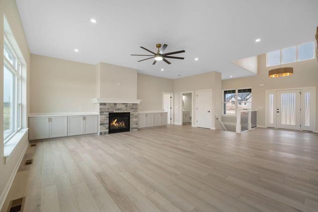 821 Tyler WAY, Colgate, WI 53017