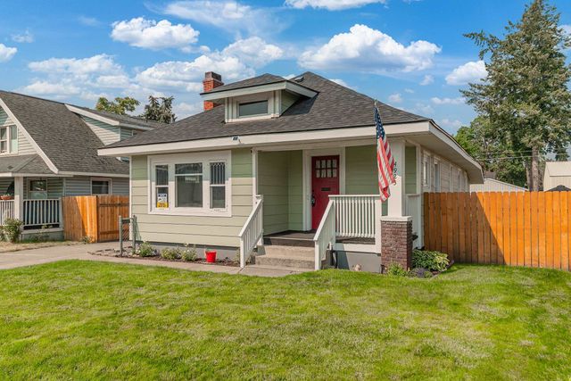 4923 N Crestline St, Spokane, WA 99207