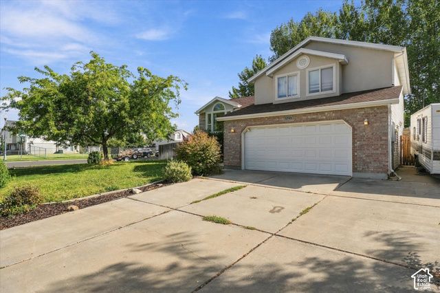 1598 N 2530 W, Clinton, UT 84015