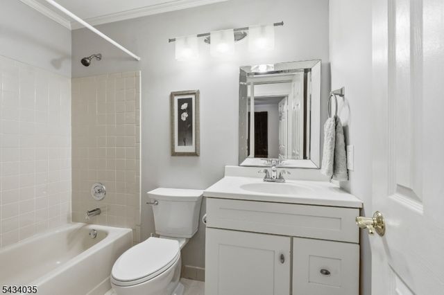 62 Gregory Ln 62, Franklin Twp., NJ 08823
