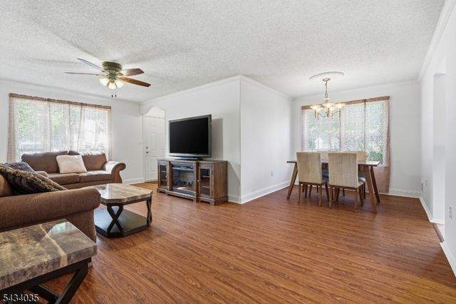 62 Gregory Ln 62, Franklin Twp., NJ 08823