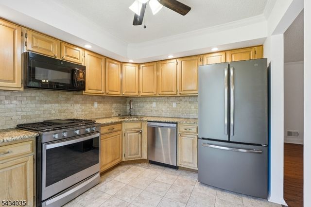 62 Gregory Ln 62, Franklin Twp., NJ 08823