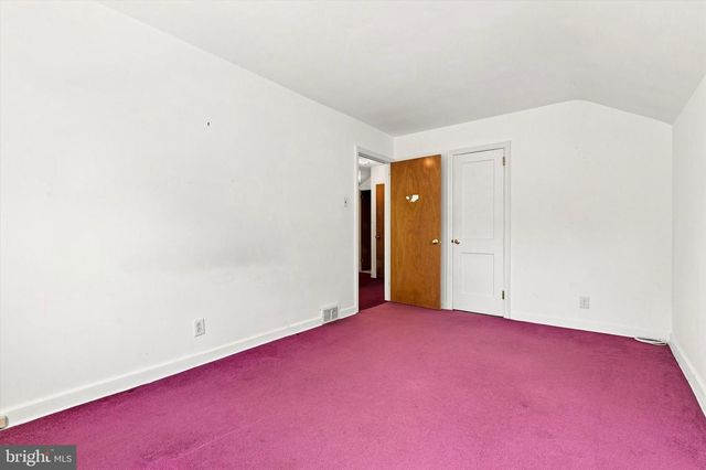 77 WOODLAWN RD, Warminster, PA 18974