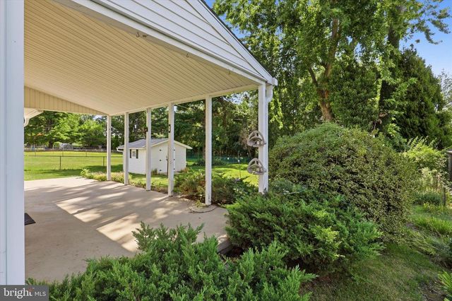 77 WOODLAWN RD, Warminster, PA 18974