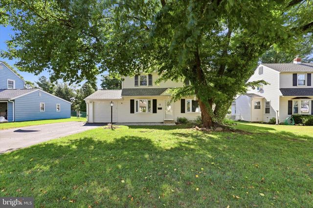 77 WOODLAWN RD, Warminster, PA 18974