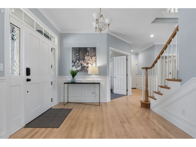 5349 SOUTHWOOD Dr, Lake Oswego, OR 97035