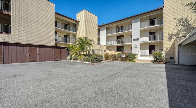 2746 ORCHID OAKS DRIVE 301AZA, Sarasota, FL 34239