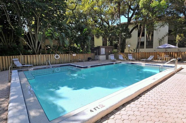 2746 ORCHID OAKS DRIVE 301AZA, Sarasota, FL 34239