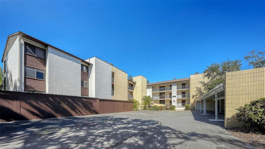 2746 ORCHID OAKS DRIVE 301AZA, Sarasota, FL 34239