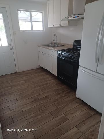 6746 N 14th Street, Phoenix, AZ 85014