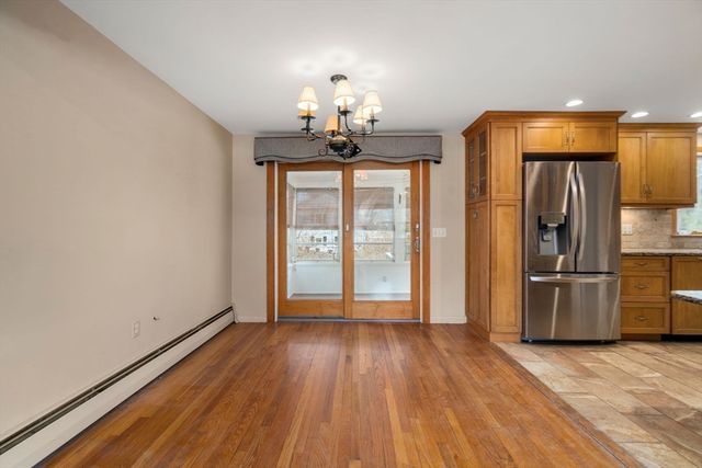 1 Fowler Ter, Burlington, MA 01803