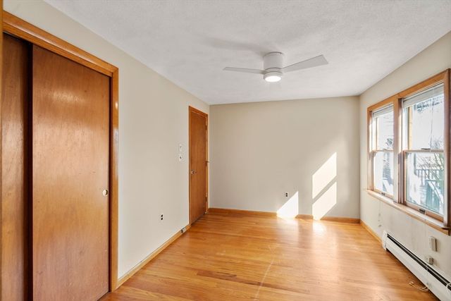 1 Fowler Ter, Burlington, MA 01803