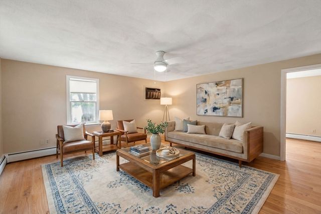 1 Fowler Ter, Burlington, MA 01803