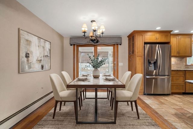 1 Fowler Ter, Burlington, MA 01803