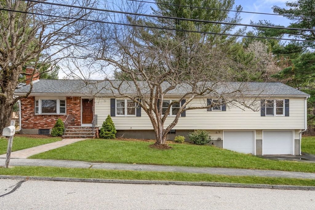 1 Fowler Ter, Burlington, MA 01803