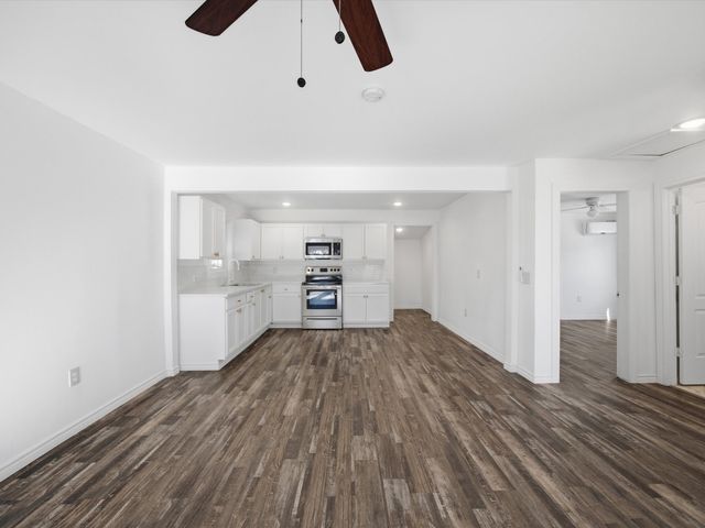 807 Adkins Street, Bowie, TX 76230