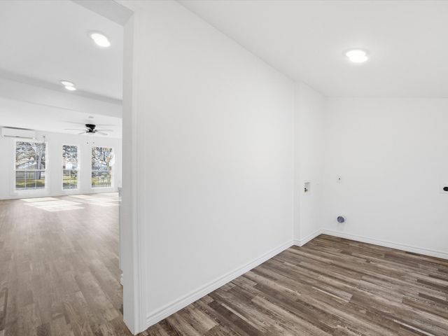 807 Adkins Street, Bowie, TX 76230