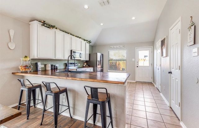 1180 Kachina Lane, Fort Worth, TX 76052