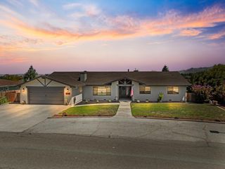 215 Rays Circle, Hollister, CA 95023