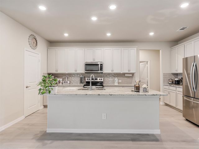 221 Stonebrook Trail, Melissa, TX 75454