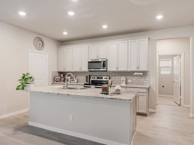 221 Stonebrook Trail, Melissa, TX 75454