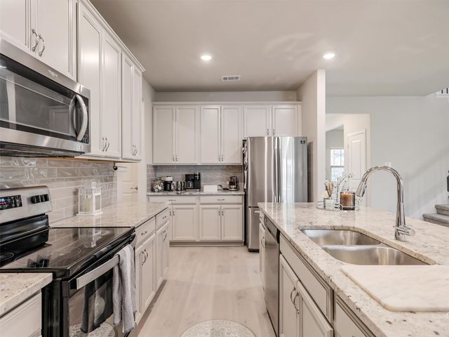 221 Stonebrook Trail, Melissa, TX 75454