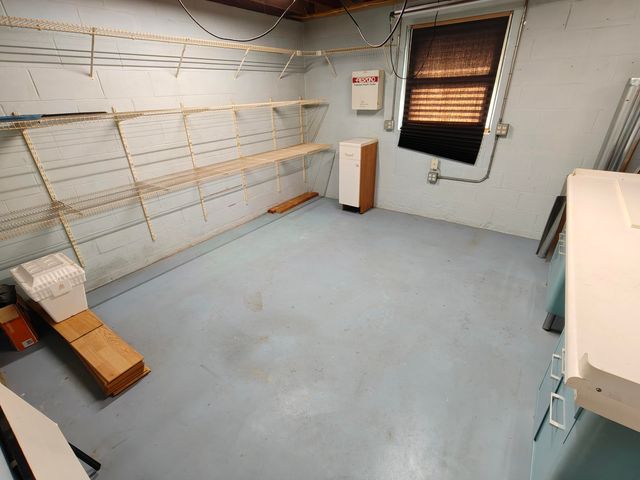 134 Elm Court, Hebron, IN 46341