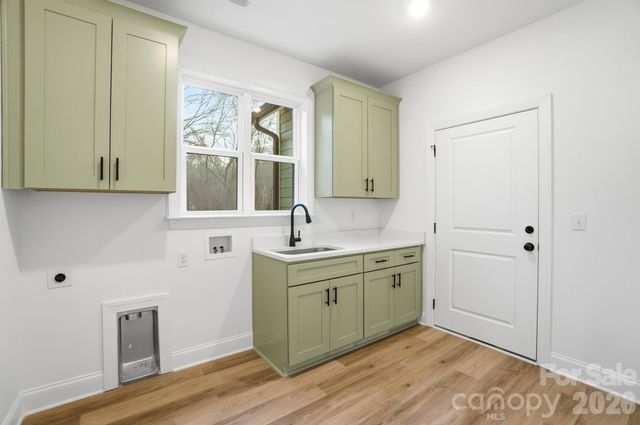 240 Hephzibah Church Road, Crouse, NC 28033