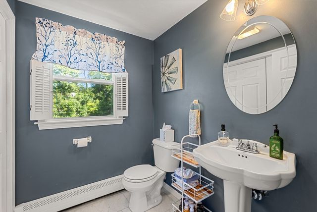 6 Cumberland St, Attleboro, MA 02703