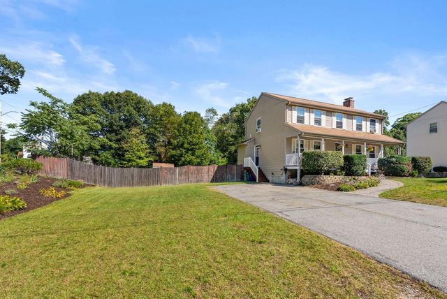 6 Cumberland St, Attleboro, MA 02703